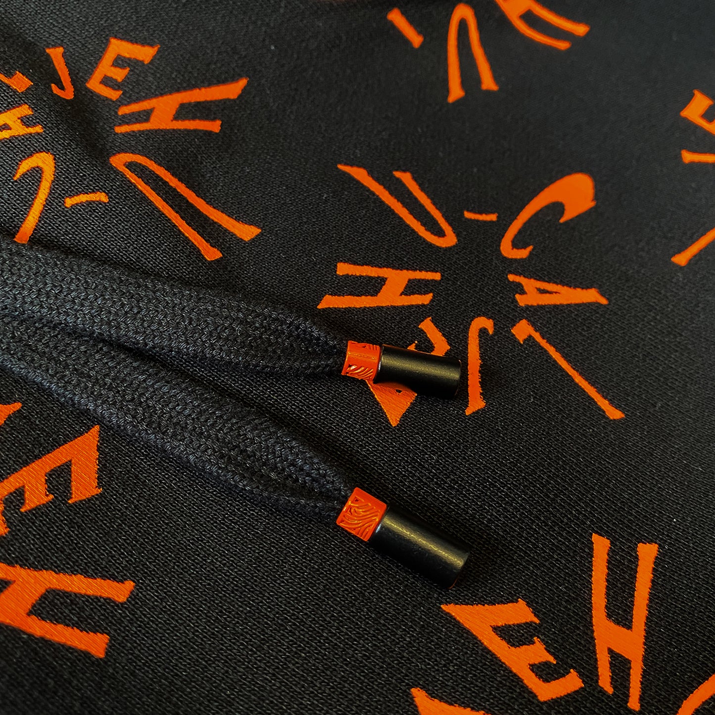 *ARCHIVE* CLOCKWORK CUFFED SWEATPANTS (BLACK/ORANGE)