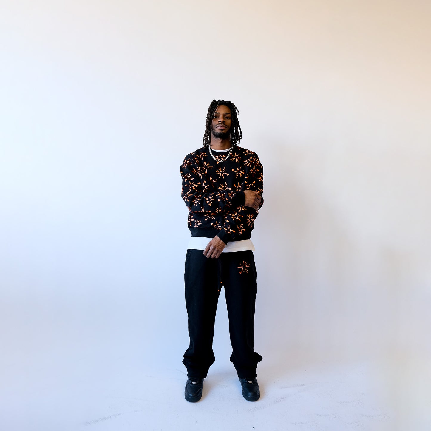 *ARCHIVE* CLOCKWORK CREWNECK (BLACK/ORANGE)